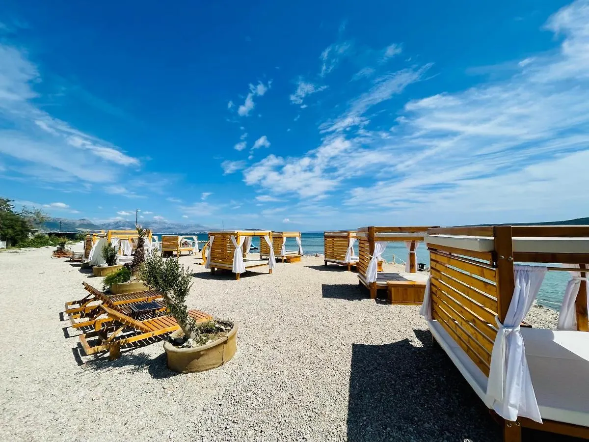 Villa Aurora Kastela Apartment