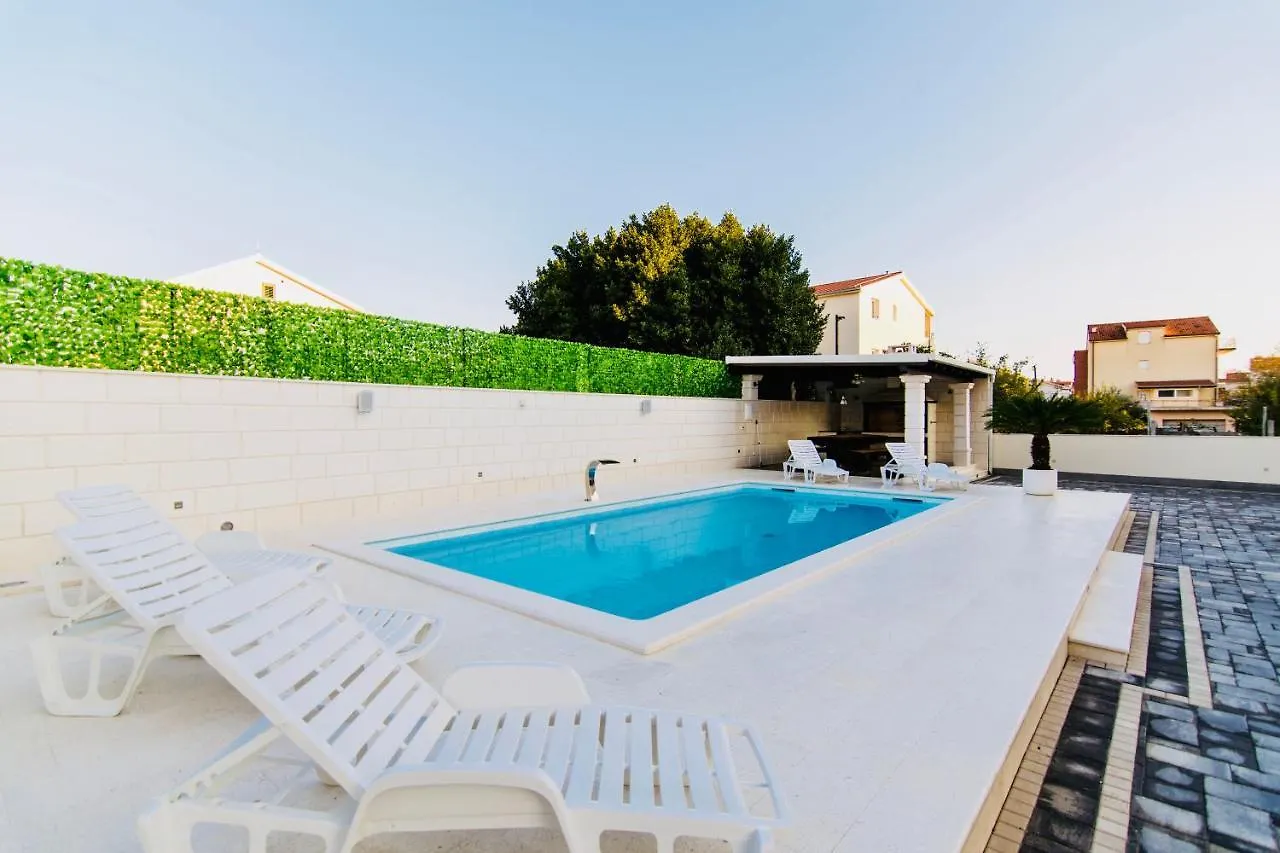 Villa Aurora Kaštela
